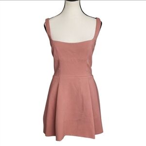 Dsquared2 Pleated Sleeveless Low-Cut Scoop Neck Skater Dress  Dusty Rose Size 38